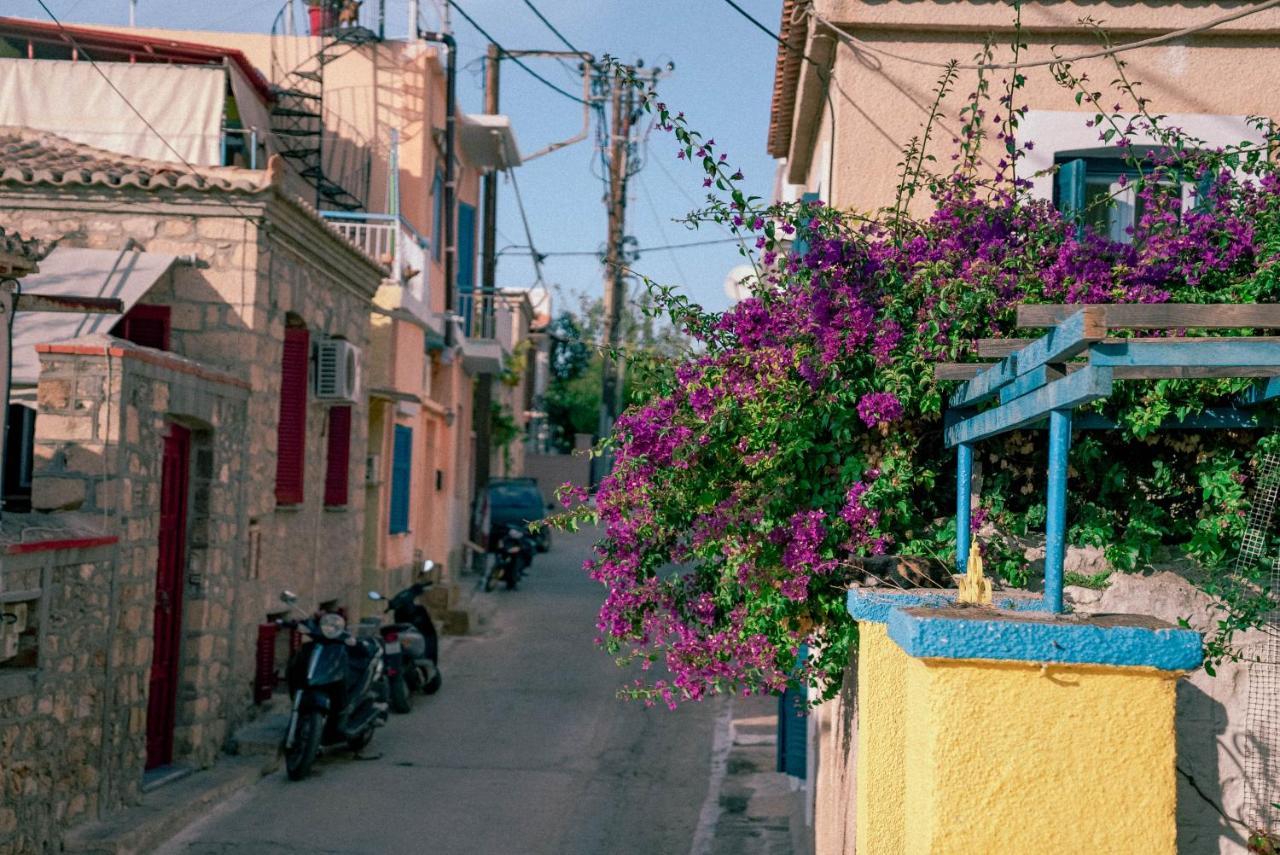 Beautiful House In Aegina 아파트 외부 사진