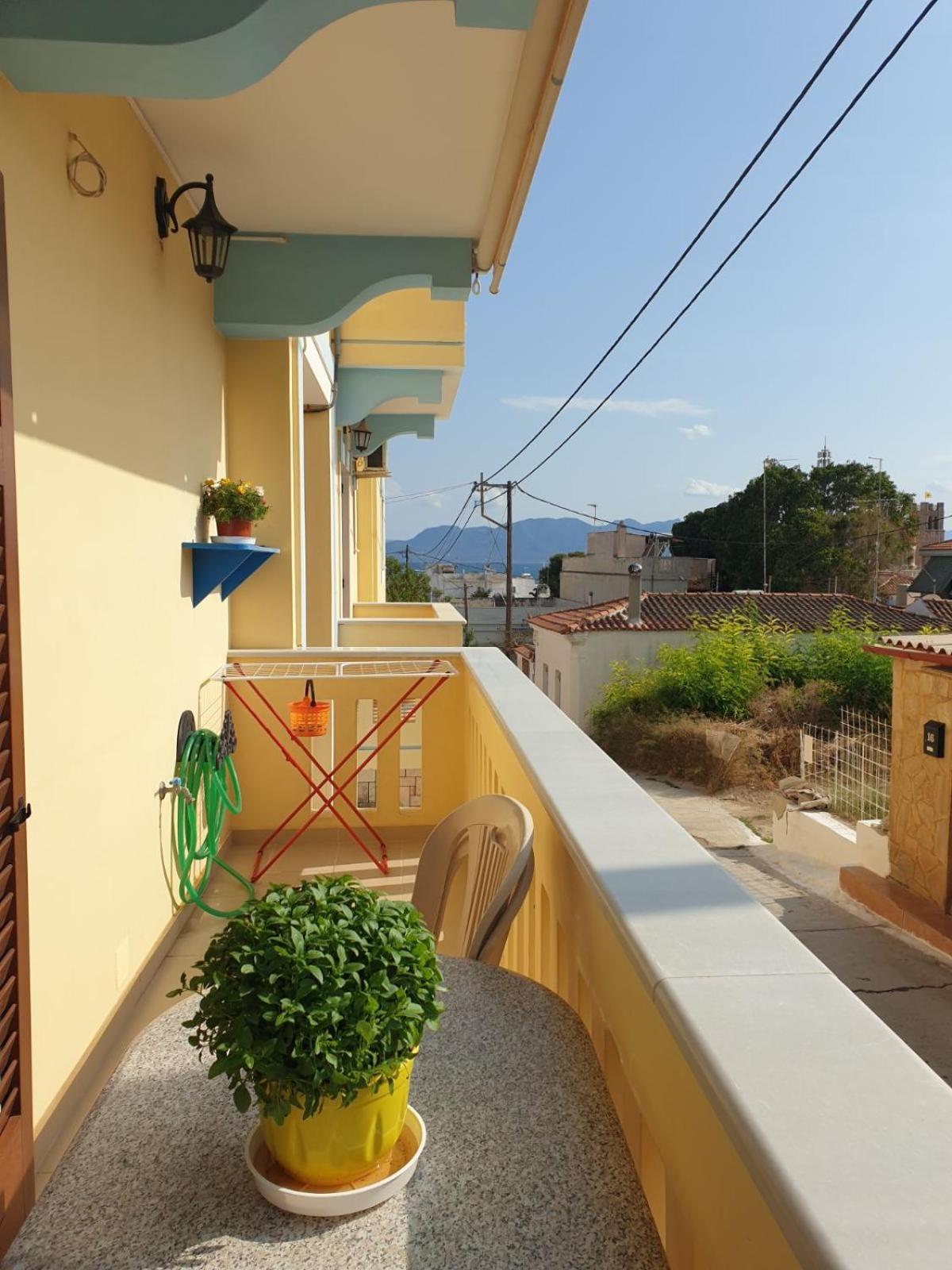 Beautiful House In Aegina 아파트 외부 사진